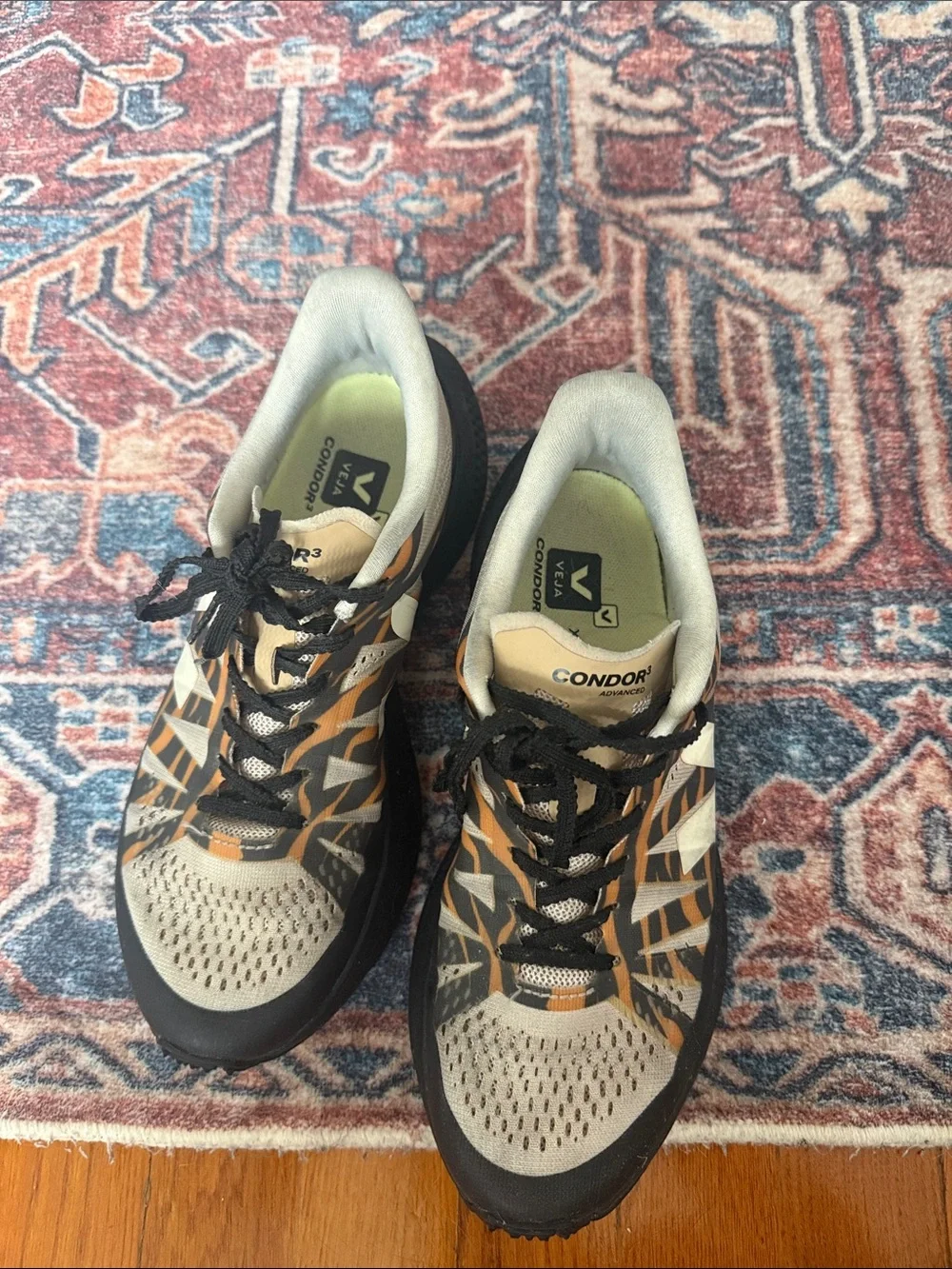Women’s veja condor 3
